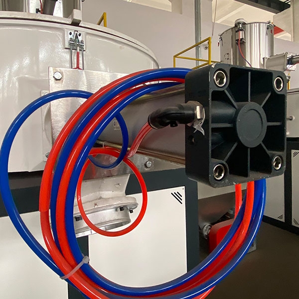 plastic mixer